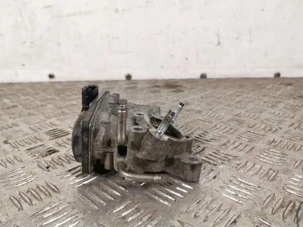 Válvula EGR Subaru OEM FBZ13119 - Estado Usado image 5