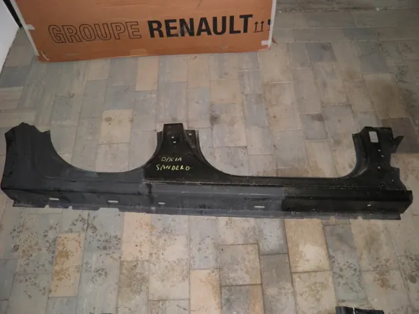 Dacia Sandero 3 Oikea Kynnyspaneeli OEM 764681194R image 2