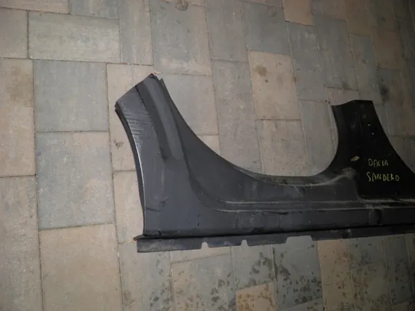 Dacia Sandero 3 Oikea Kynnyspaneeli OEM 764681194R image 4