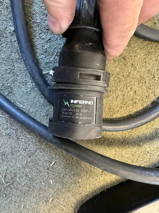 Nferno Power Draagbare Oplaadbox OEM 261563 image 3