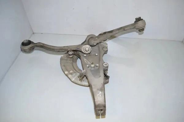 Vorderer linker Achsschenkel OEM 34526777705 BMW 5 image 4