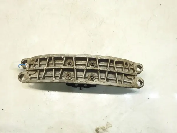 Vaihteiston tukikappale Lexus IS250 II 12371-31070 image 4