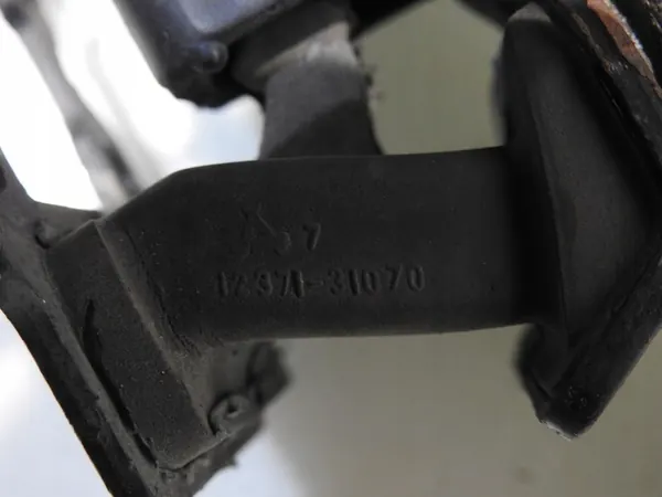 Vaihteiston tukikappale Lexus IS250 II 12371-31070 image 6