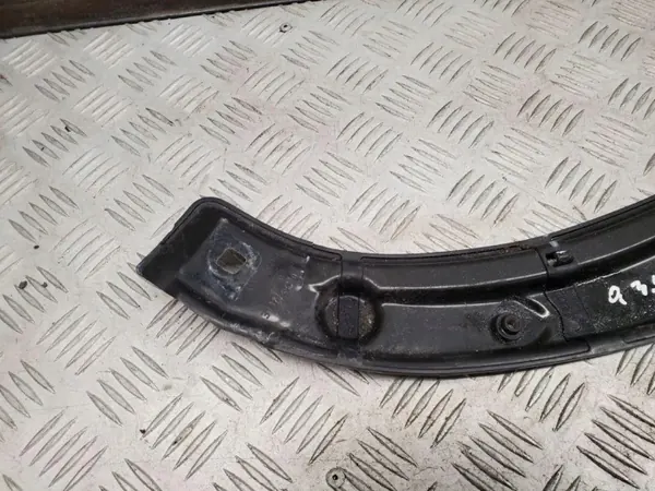 Scheinwerferhalter Audi Q3 8U links vorne OEM 8U0805931 image 3