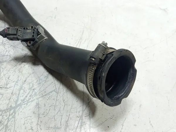 AUDI A5 F5 2.0 TFSI Tuyau Intercooler OE 8W0145673L image 4