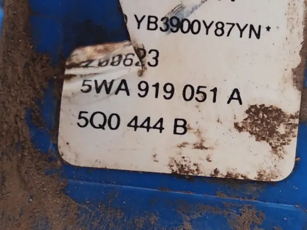 Bomba de combustible Audi TT OEM 5WA919051A - 40 TFSI image 7