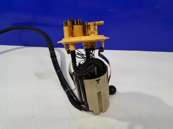 Bomba de combustível VOLVO S80 I 2.4L diesel 2005 30761736 image 5