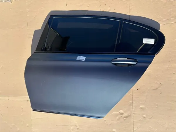 BMW G11 Vänster framskärm - Begagnad OEM-del image 2