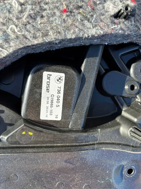 BMW G11 Vänster framskärm - Begagnad OEM-del image 8