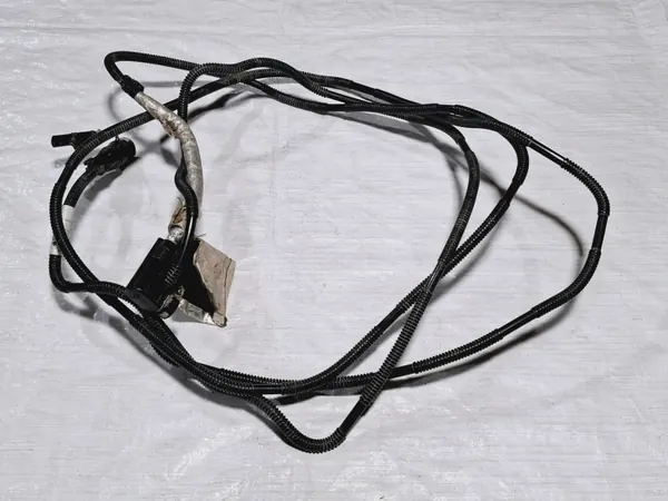 AdBlue-dosausletku OEM 7358306 BMW 7-sarjalle image 2