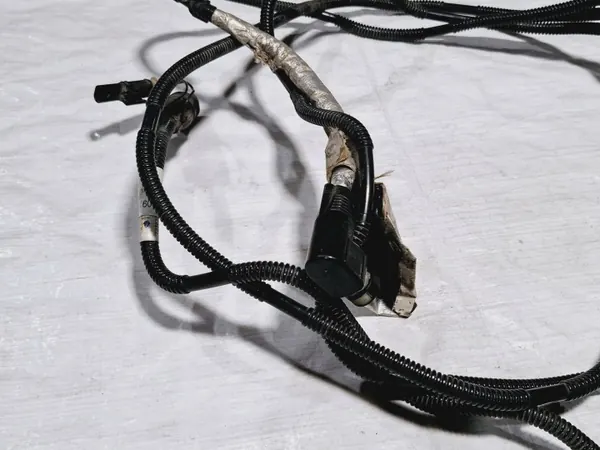 AdBlue-dosausletku OEM 7358306 BMW 7-sarjalle image 3