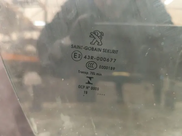 OEM MM_E000189 Framdörr Höger Glas Peugeot 508 II image 3