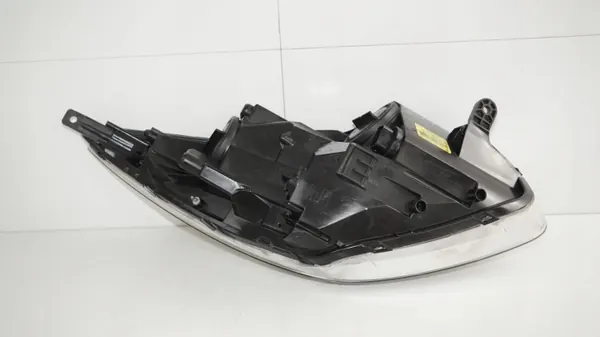 Kia Venga Etuvalo Vasen OEM Käytetty 2009-2014 image 7