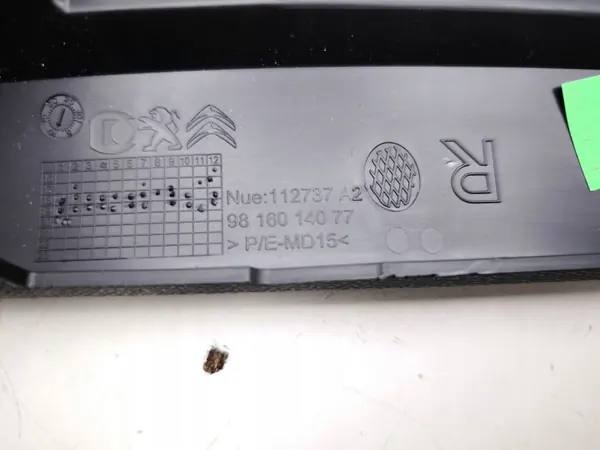 Peugeot 508 II 2020 Tampa lateral do túnel OEM 9816014077 image 6