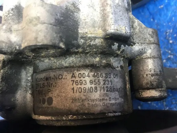 Pompe de direction Mercedes W221 S-Class OEM A0044668901 image 8