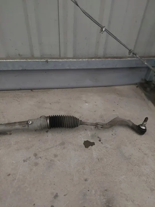 BMW 2 F45 F46 MAGLOWNICA OEM 9892295 - Gebruikt image 3
