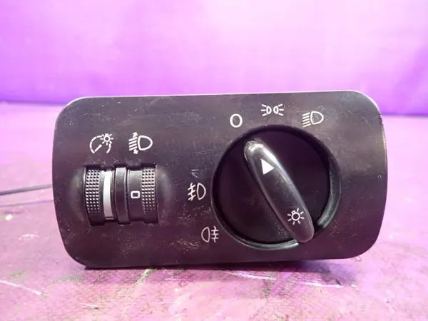 SEAT LEON I 99-05 Lichtschalter 1M1941531L image 2