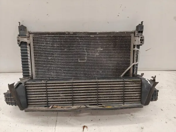 Mercedes W203 1.8 Benzin Kühler OEM CYX161 image 2