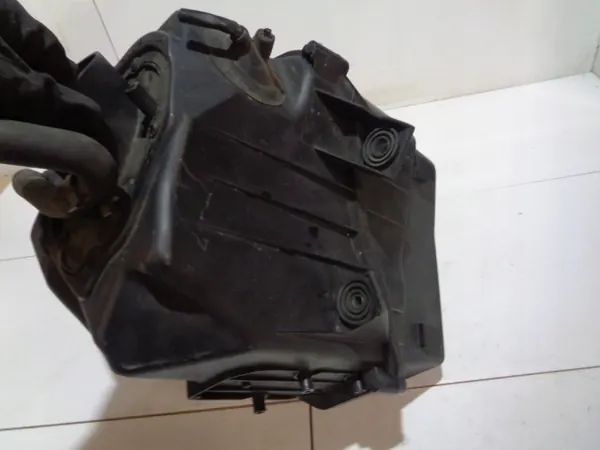 Ilmansuodattimen Kotelo A8 D3 Q7 4.2TDI image 10