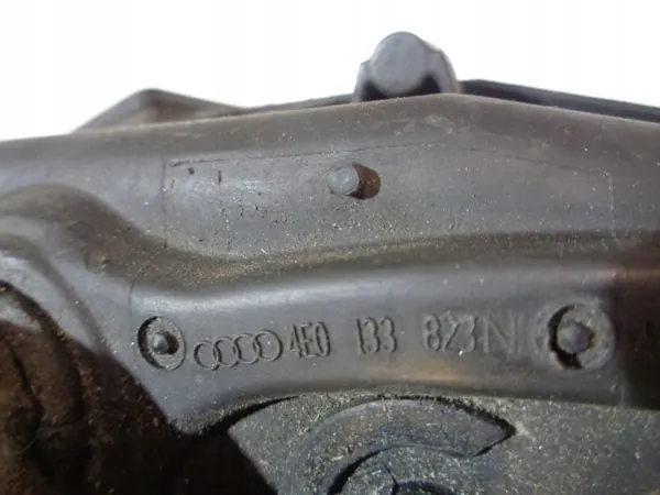 Ilmansuodattimen Kotelo A8 D3 Q7 4.2TDI image 3