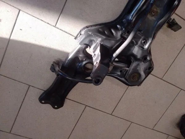 Bras de suspension KA 6R0199315 pour Audi A1 8X - Occasion image 4