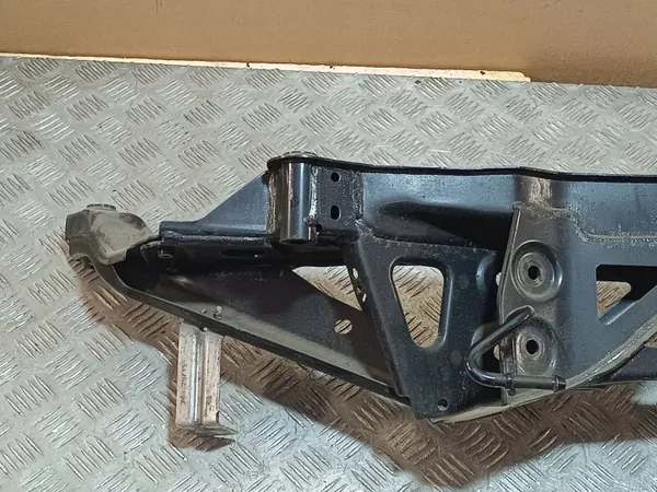 Mini Cooper Countryman R60 achterbalk OEM 11384780780 image 6