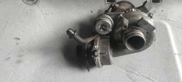 Turbo OEM A6400902380* pour Mercedes 2.0 CDI image 3