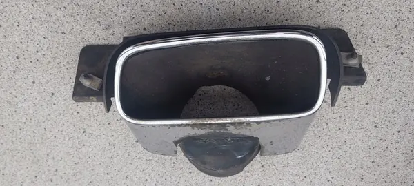 Ponta de escape esquerda Dodge Challenger 2015-2017 OEM CHALLGBFFSNR7 image 1