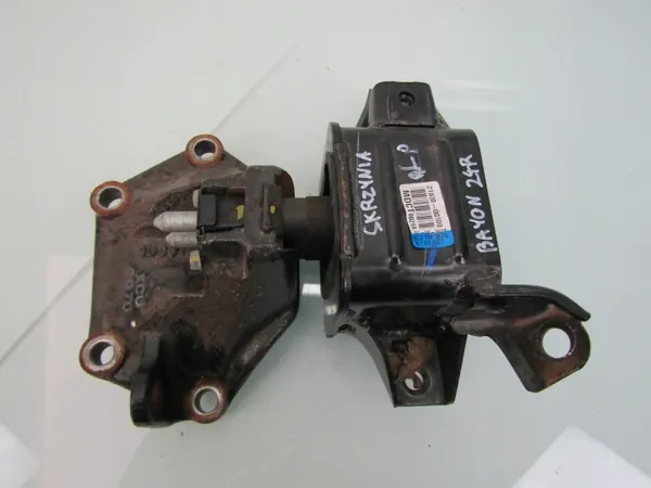 Support de boîte OEM 21830-Q0100 Gauche Avant Hyundai image 2