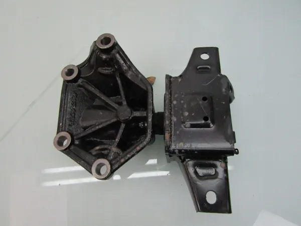 Support de boîte OEM 21830-Q0100 Gauche Avant Hyundai image 6