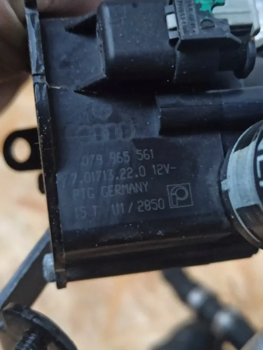 Vattenpump Termostat Slangar Audi RS6 RS7 079121013 image 7