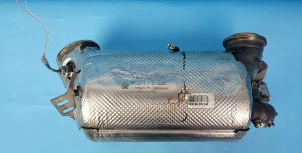 Catalyseur DPF Mercedes W206 C200 OEM A6541402003 image 2