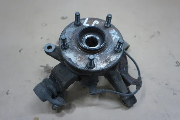 OEM RAV4 II PIASTA LEWY PRZÓD 2 2,0 D4D Cubo Dianteiro Esquerdo image 2