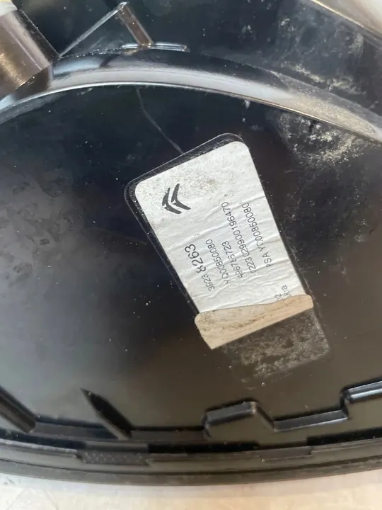 LÁMPARA TRASERA DERECHA CITROEN C3 AIRCROSS 39238263 image 9