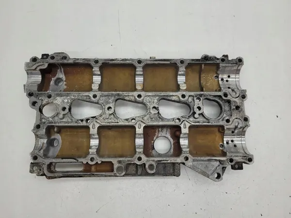 Couvercle de soupape VOLVO V40 II 2.0 B 245 31316034 image 6