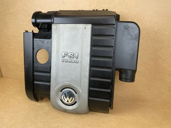 Moottorin kansi Audi A3 8P TT 8J 2.0 TFSI image 3