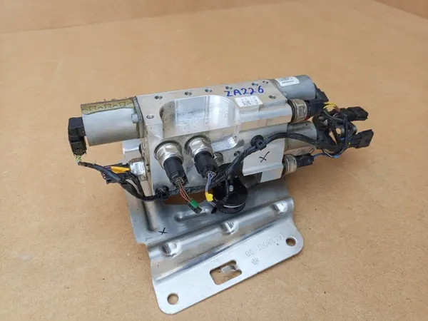 Bloc de soupape stabilisateur actif RANGE ROVER VOGUE L405 CPLA-5E487-AB image 3