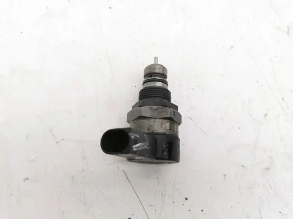 Regulador pressão combustível BMW OEM 0281002481 image 7