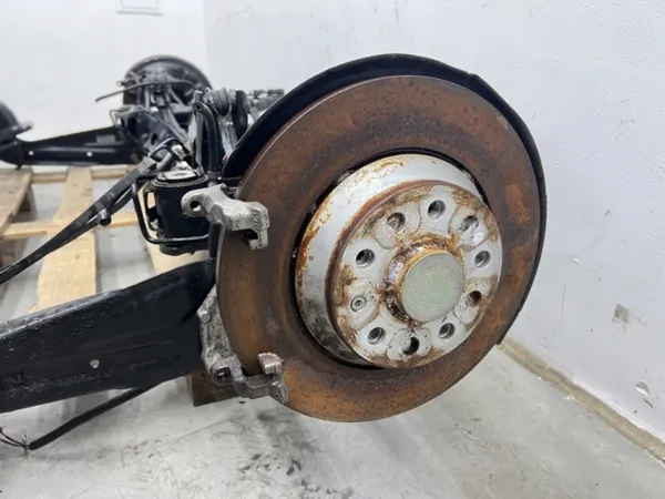 VW Tiguan II bakaxelbalk OEM MMAUTKO-27767 image 7
