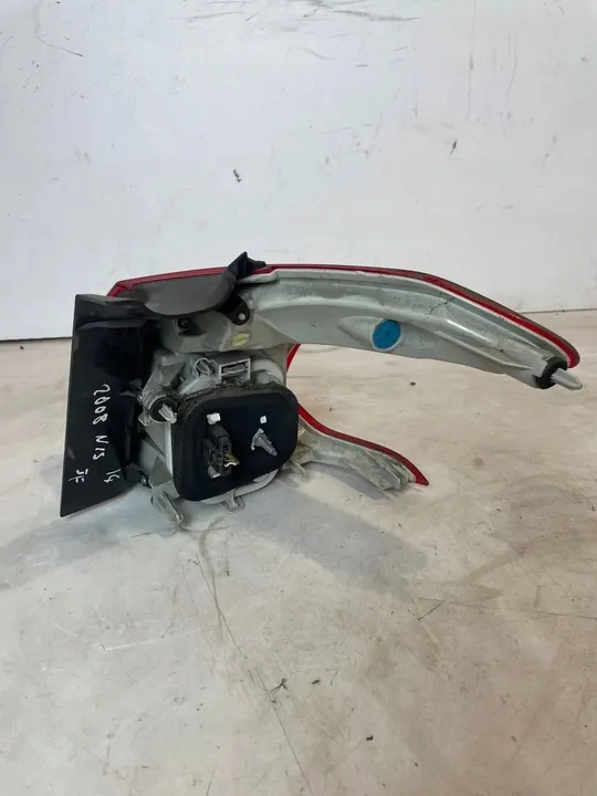 PEUGEOT 2008 13 - 19 Luz Trasera Izquierda image 6