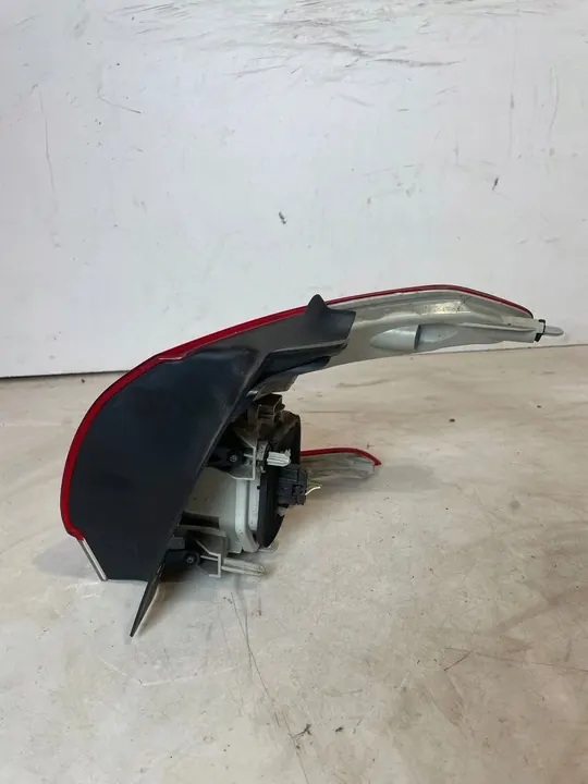 PEUGEOT 2008 13 - 19 Luz Trasera Izquierda image 7