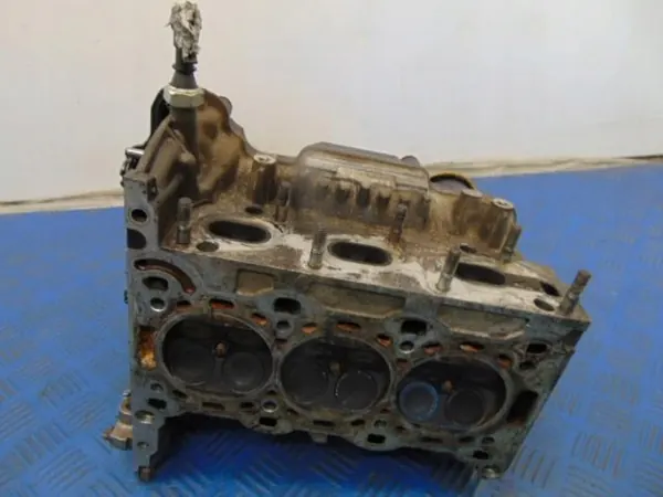 OPEL CORSA C 1.0 12V Zylinderkopf 90400233 image 6