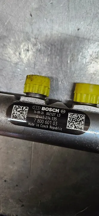 Sistema de combustible completo BMW F10 F11 525D F30 00.061.68N image 10