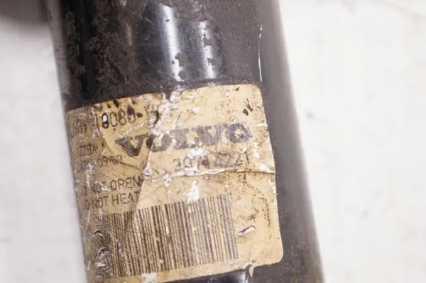 Set di Ammortizzatori Posteriori Volvo V60 S60 V70 III 30714221 image 6