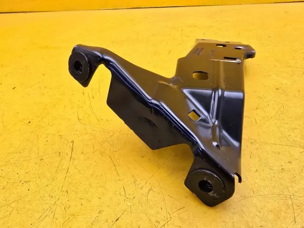 Soporte de guardabarros delantero izquierdo OEM 82A821135 Audi A1 image 3