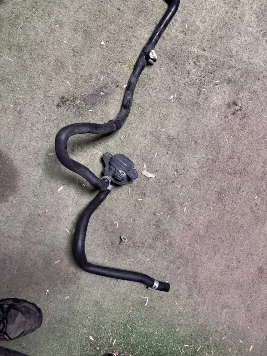 Aputietokepumppu OEM 251086 Toyota Yaris III 1.5 Hybridille image 2