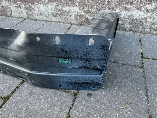 Opel Insignia B Etupuskurinvahvike OEM 39080375 image 4