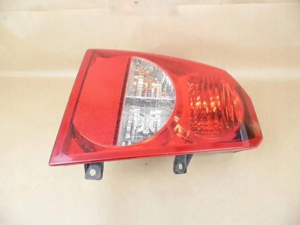 Lámpara Trasera Izquierda Dodge Caliber 05303753 image 3