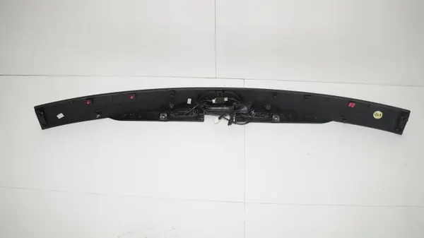 OEM 360181060 Takaluukunuppi Kia Carens 06-11 image 3
