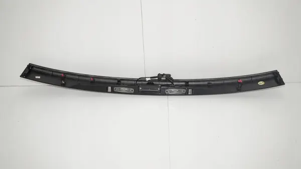 OEM 360181060 Takaluukunuppi Kia Carens 06-11 image 4